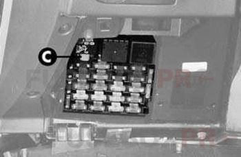 alfa romeo 166 1998 2003 passenger compartment fuse box 2