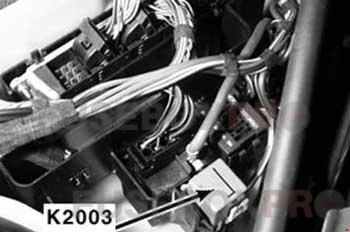 bmw 3 series e46 1998–2006 rear lh side of engine compartment in electronics box