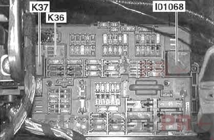 bmw 3 series (e90, e91, e92, e93) glove compartment 3