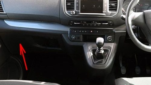 The location of the fuses in the passenger compartment (RHD): Citroen SpaceTourer / Dispatch / Jumpy (2016, 2017, 2018-...)